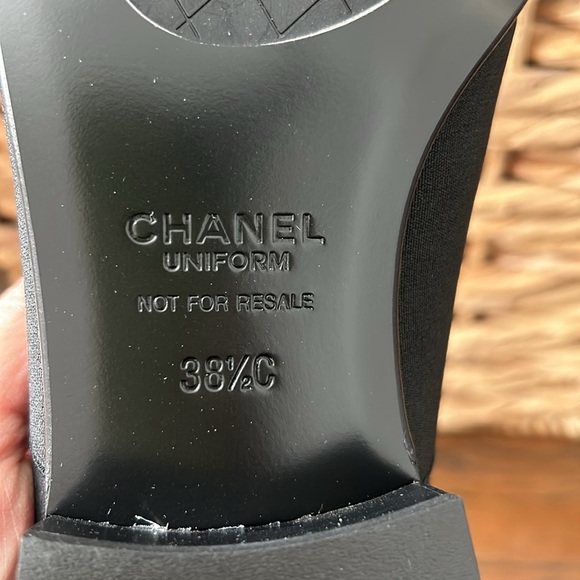 Chanel uniform black shoes 38.5c - Picture 8 of 8